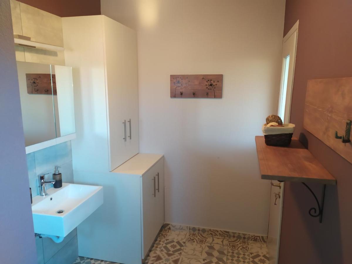 Nymphes Apartments Selianitika Ngoại thất bức ảnh