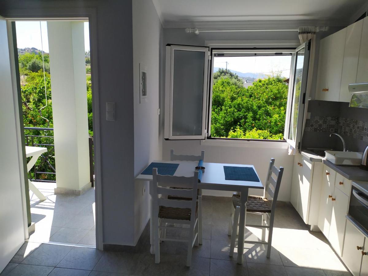 Nymphes Apartments Selianitika Ngoại thất bức ảnh
