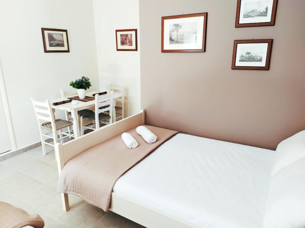 Nymphes Apartments Selianitika Ngoại thất bức ảnh